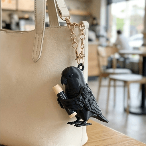 オキナインコのルネサンス肖像画リップケース(シルクブラック) 4