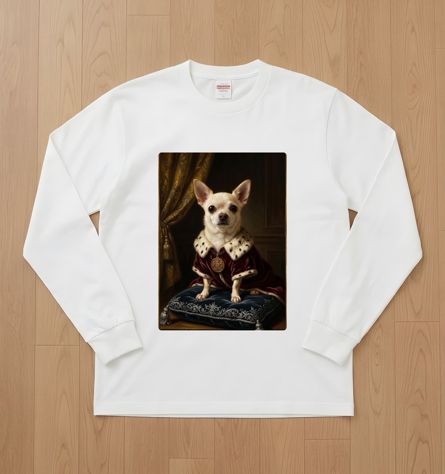 チワワのルネサンス肖像画長袖Tシャツ(ホワイト)