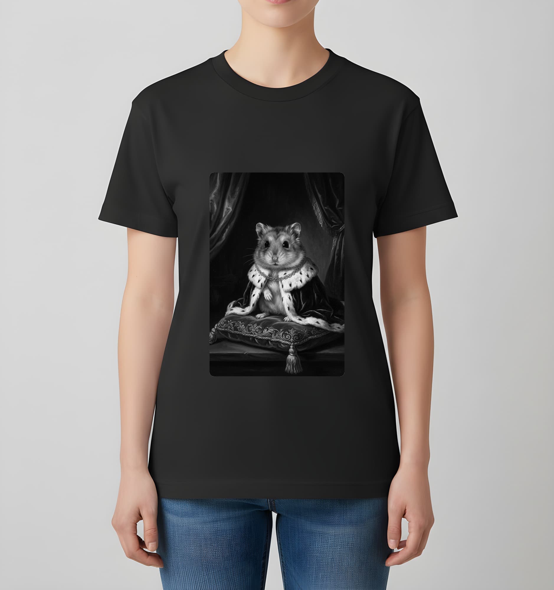ロボロフスキーハムスターのルネサンス肖像画Tシャツ(ブラック・モノクロプリント・額縁なし) 4