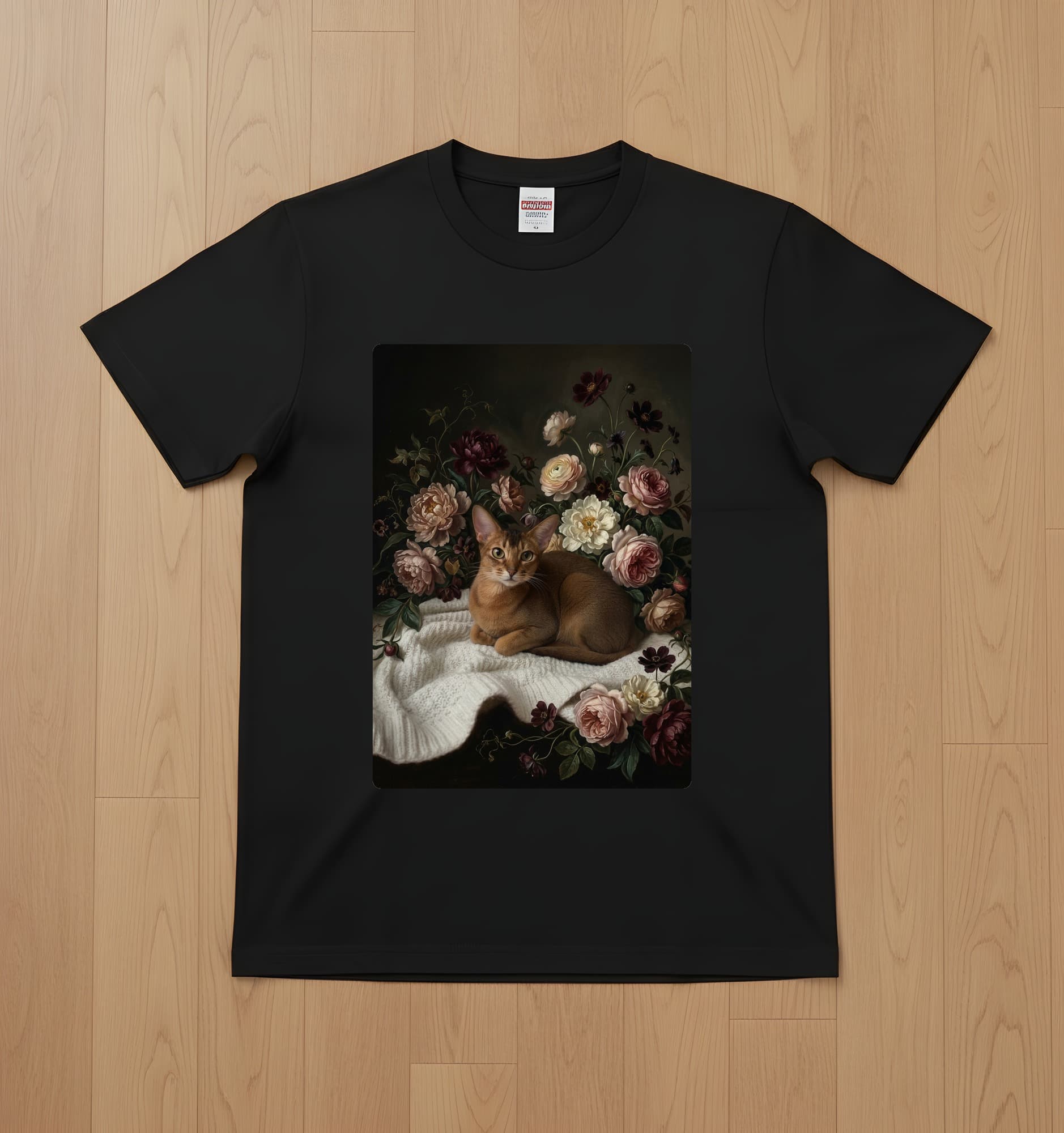 アビシニアンの花の油絵風アート花柄Tシャツ(ブラック)