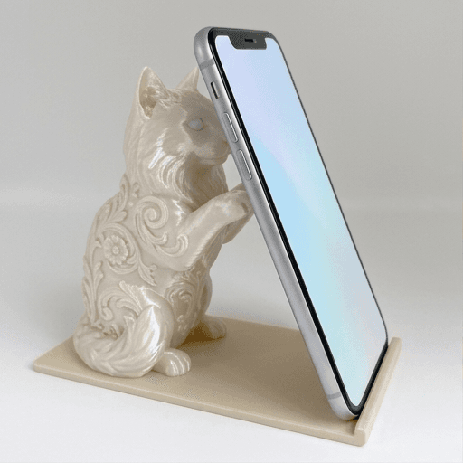 ノルウェージャンフォレストキャットのルネサンス肖像画スマホスタンド(シルクホワイト)