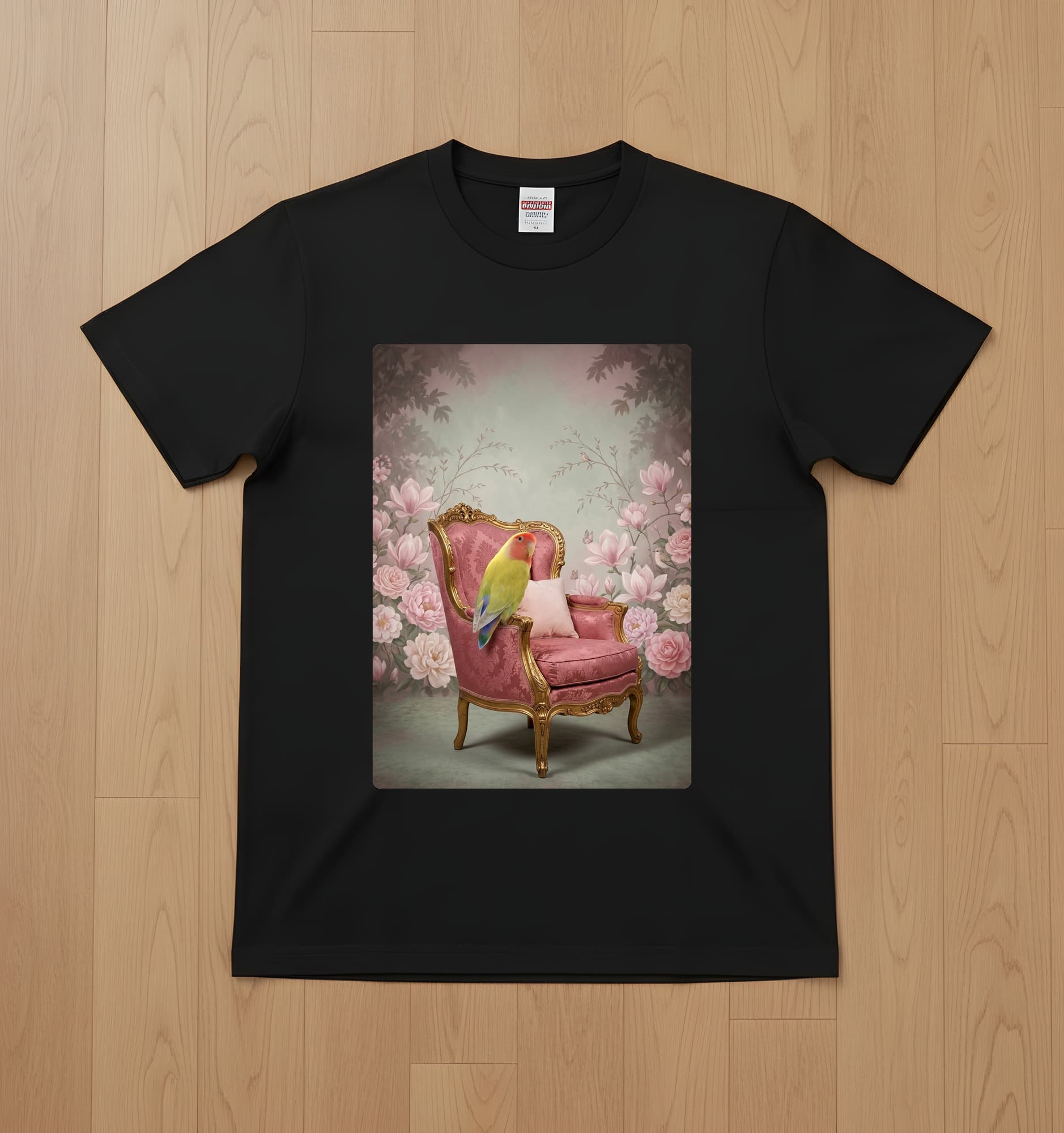 コザクラインコのシャビーピンクの油絵風アートロココ調Tシャツ(ブラック)