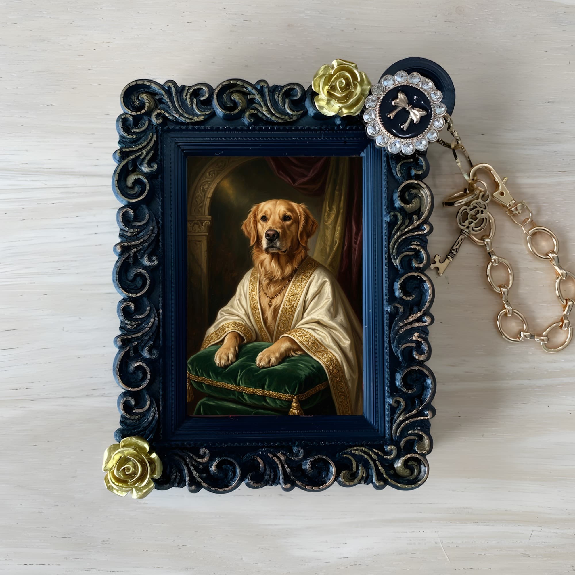 golden retriever Renaissance Portrait Bag Charm (Black)