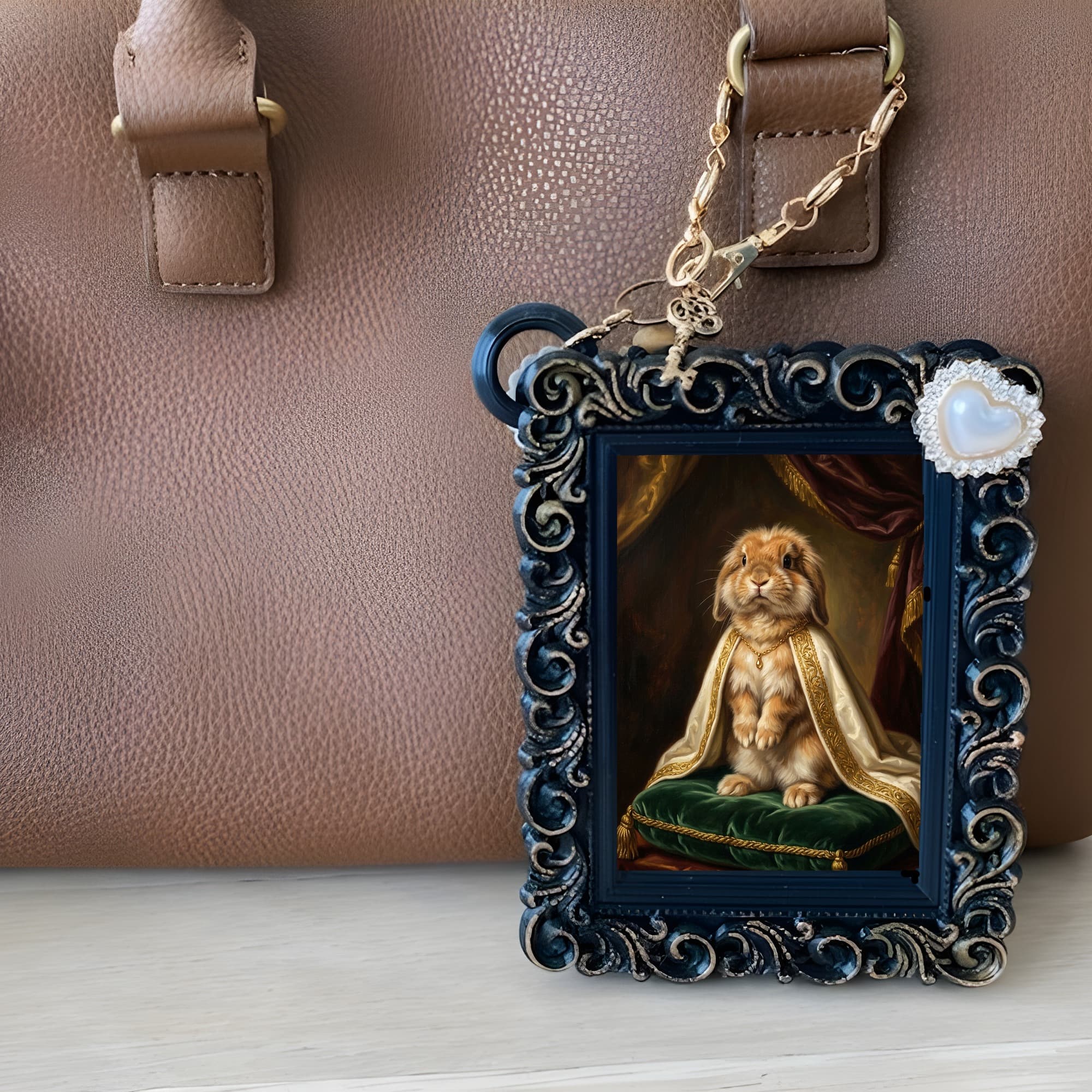 Lionhead Renaissance Portrait Bag Charm (Black) 6