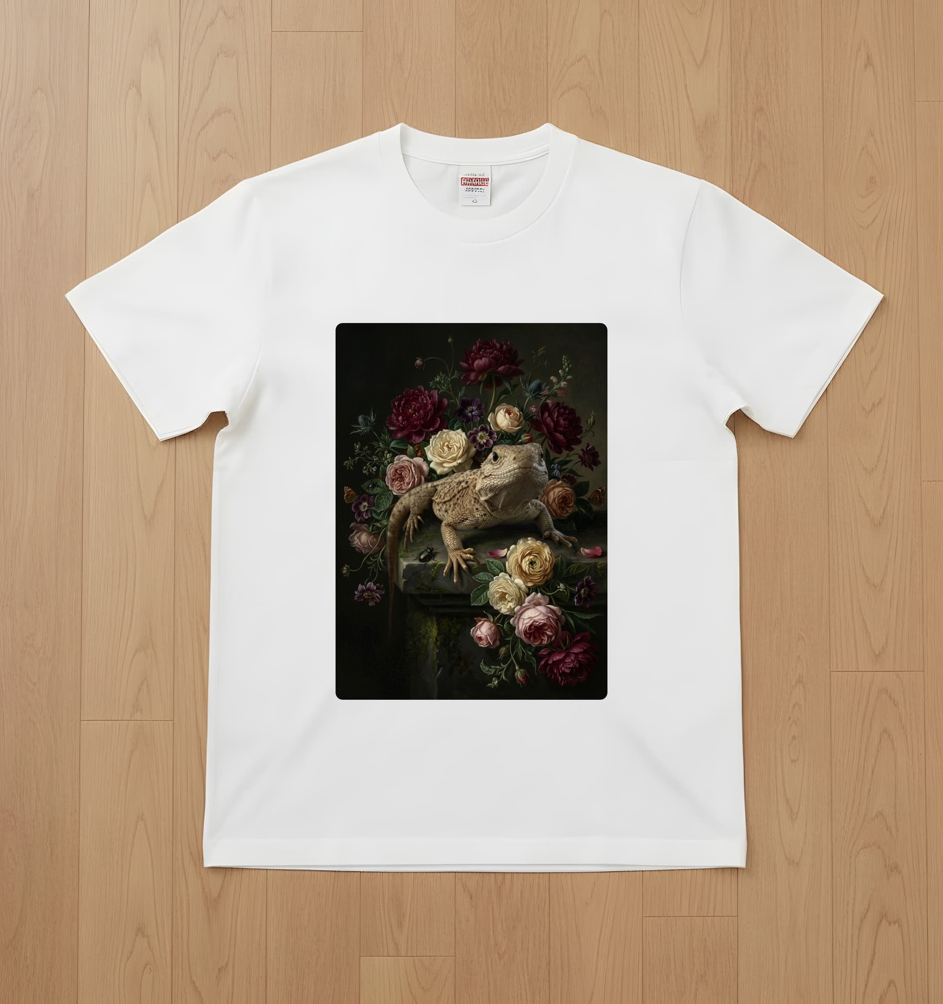 サバクイグアナの花の油絵風アート花柄Tシャツ(ホワイト)
