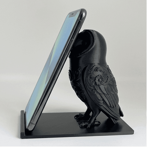 メンフクロウのルネサンス肖像画スマホスタンド(シルクブラック)