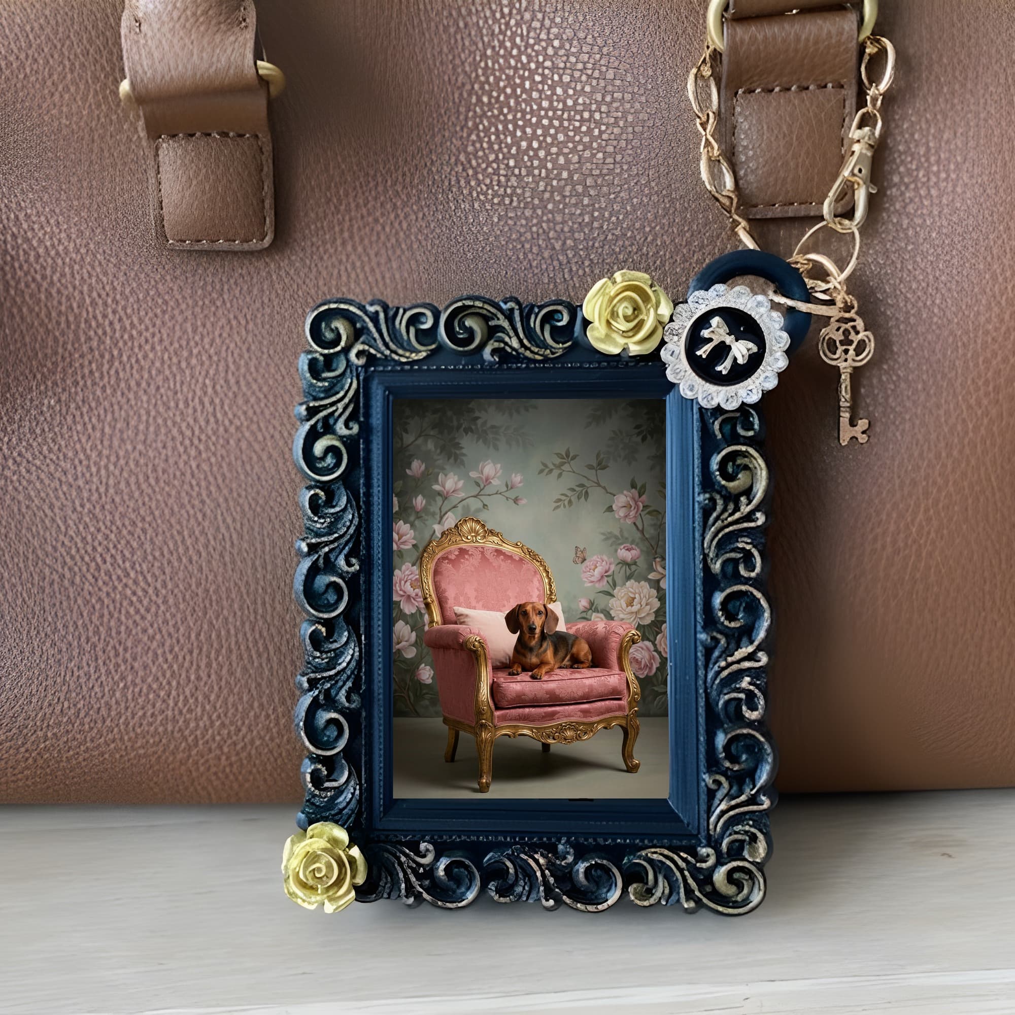 miniature dachshund Shabby Pink Oil-Painting Rococo Bag Charm (Black) 3