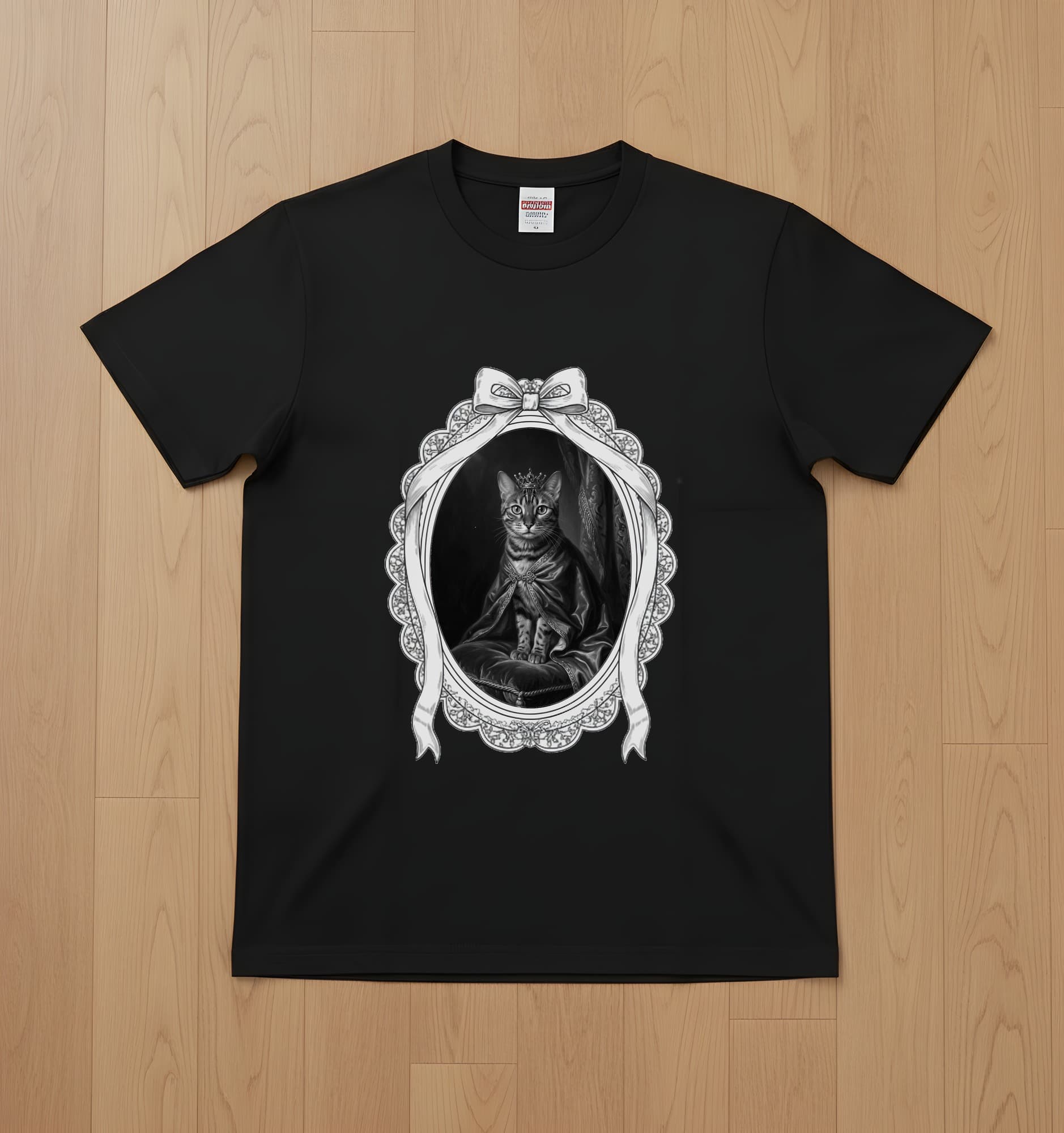 ベンガルのルネサンス肖像画Tシャツ(ブラック・モノクロプリント・額縁デザインあり)