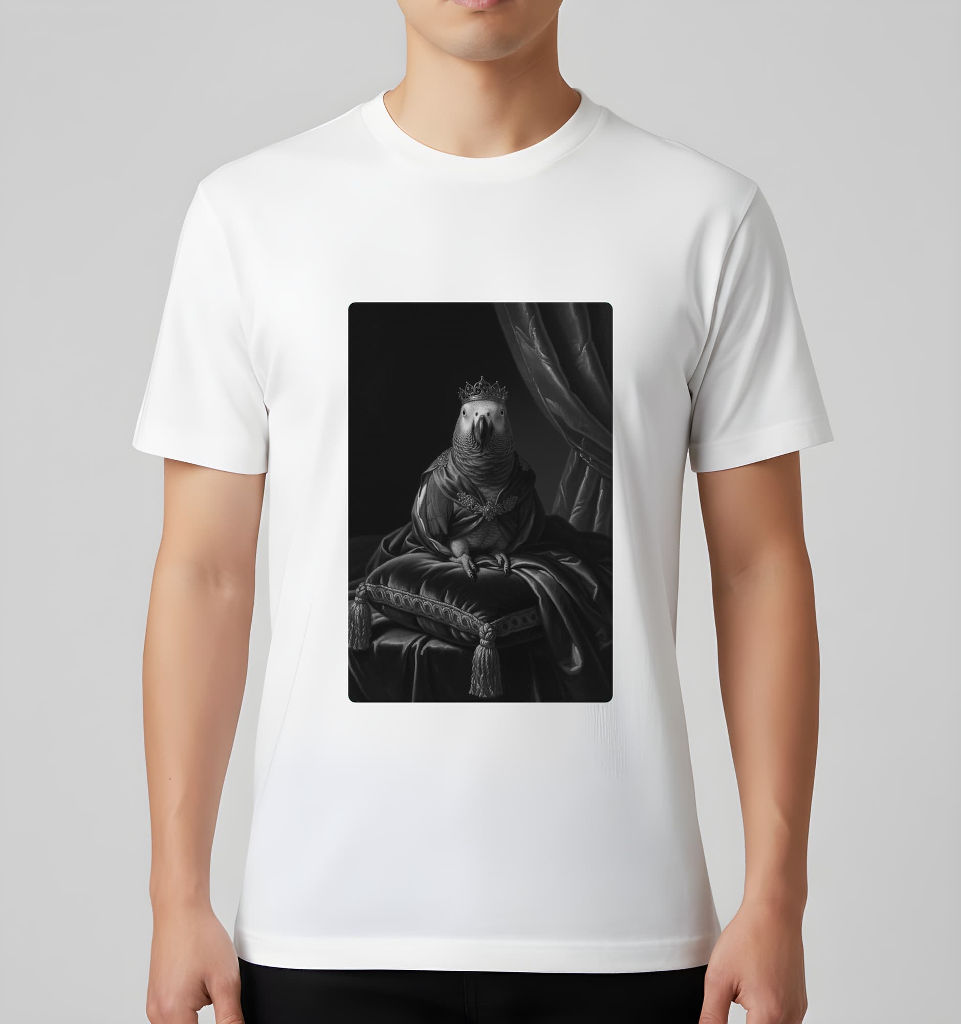 ヨウムのルネサンス肖像画Tシャツ(ホワイト・モノクロプリント・額縁なし) 3