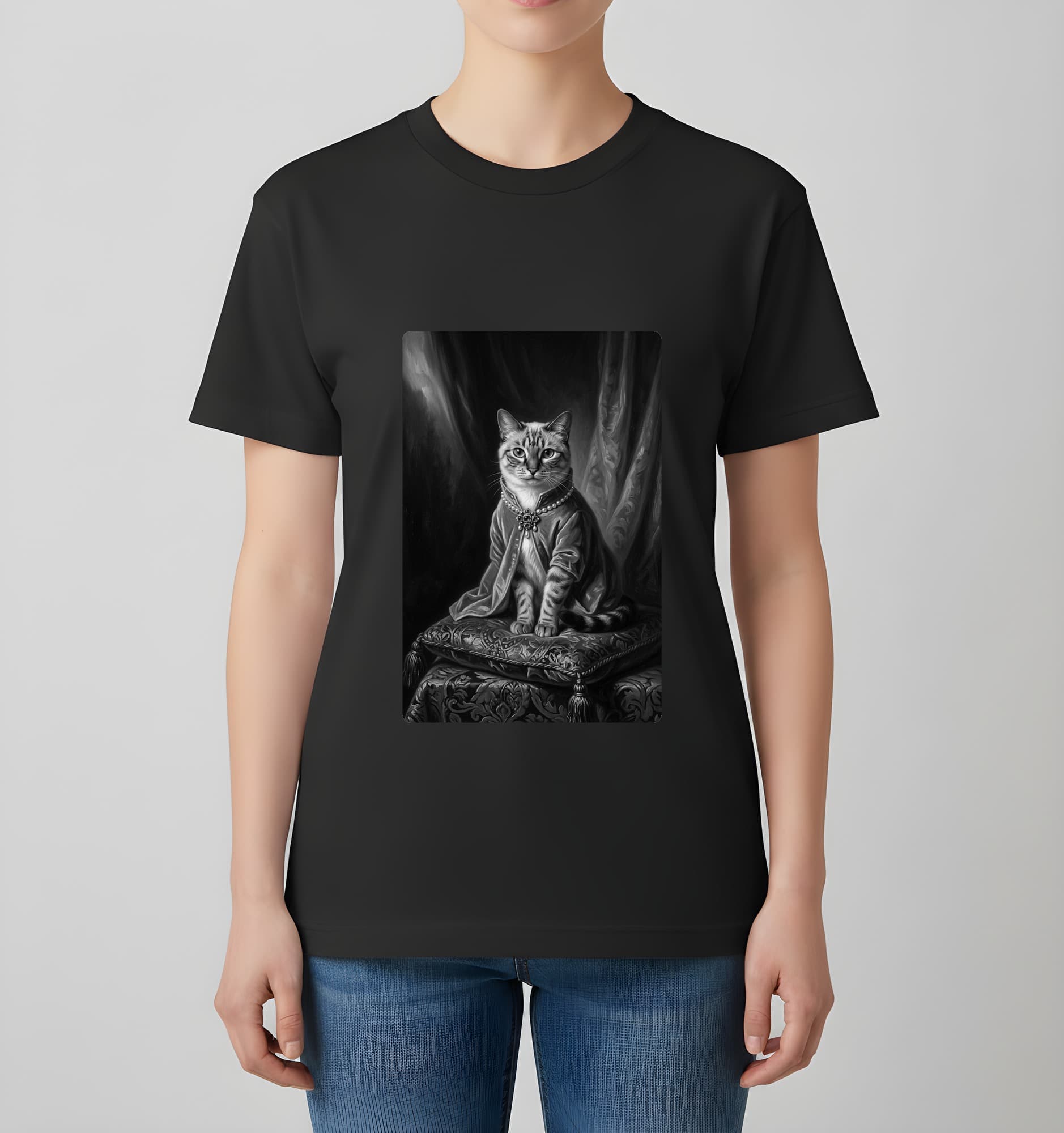 シャム猫のルネサンス肖像画Tシャツ(ブラック・モノクロプリント・額縁デザインあり) 4