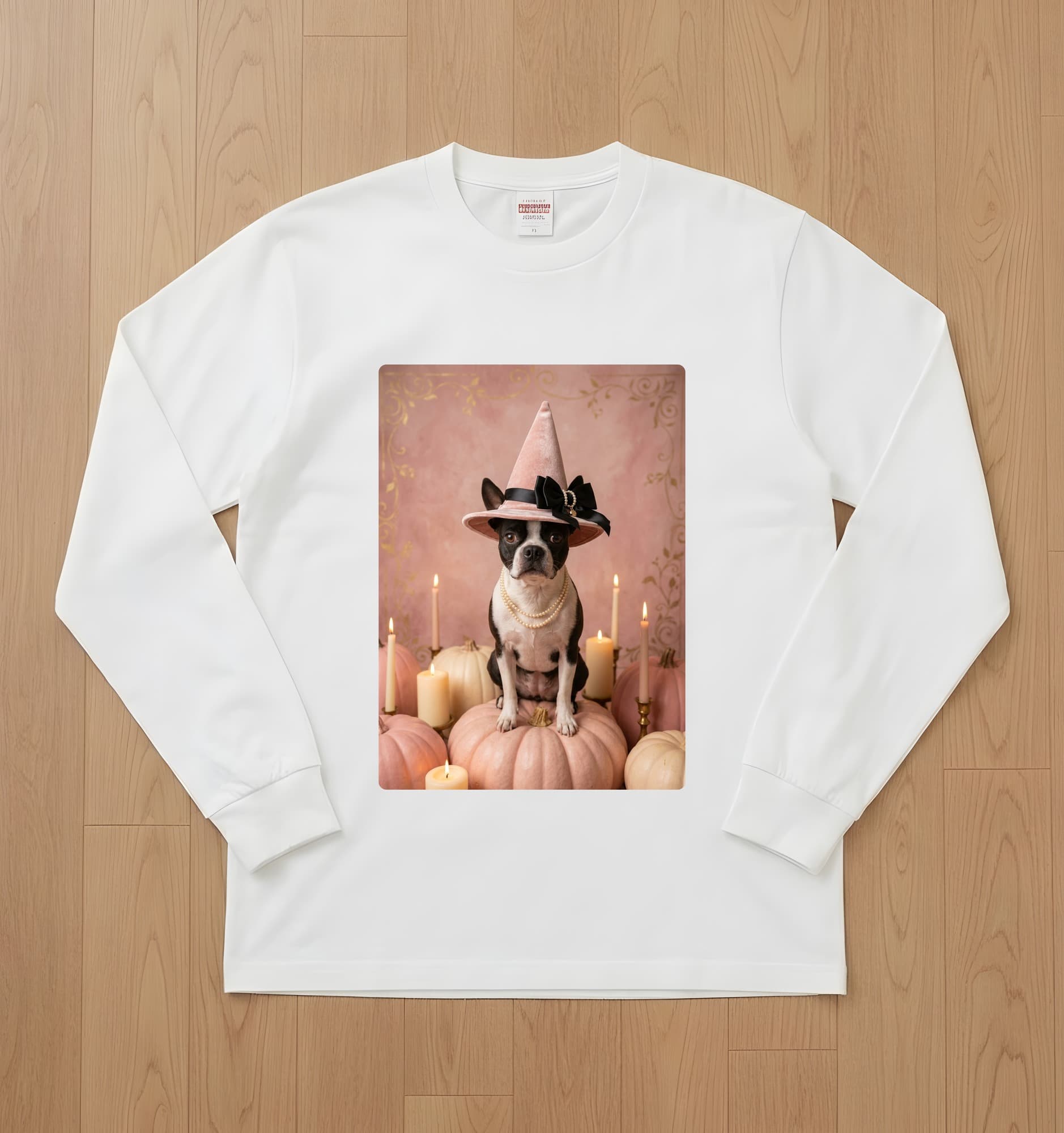 ボストンテリアのかぼちゃとキャンドルの油絵風アートハロウィン長袖Tシャツ(ホワイト)