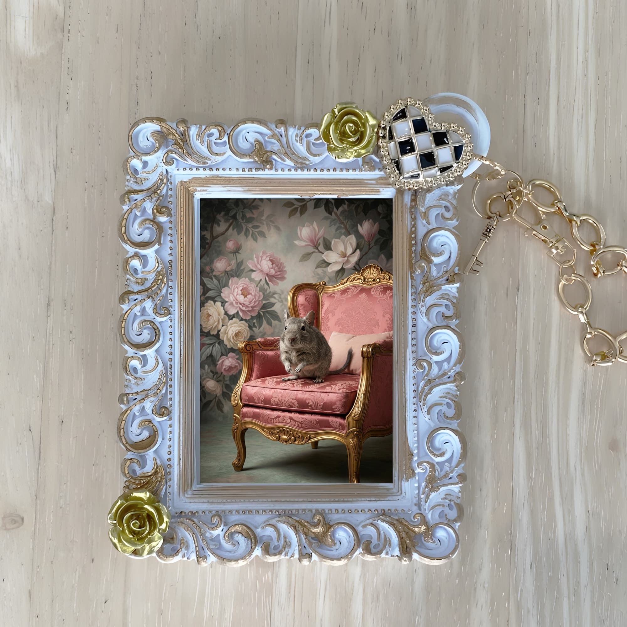 Degu Shabby Pink Oil-Painting Rococo Bag Charm (White)