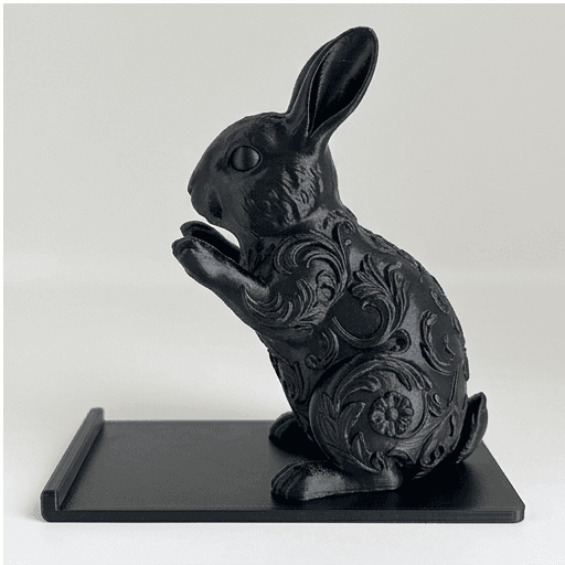 チンチラうさぎのルネサンス肖像画スマホスタンド(シルクブラック) 4