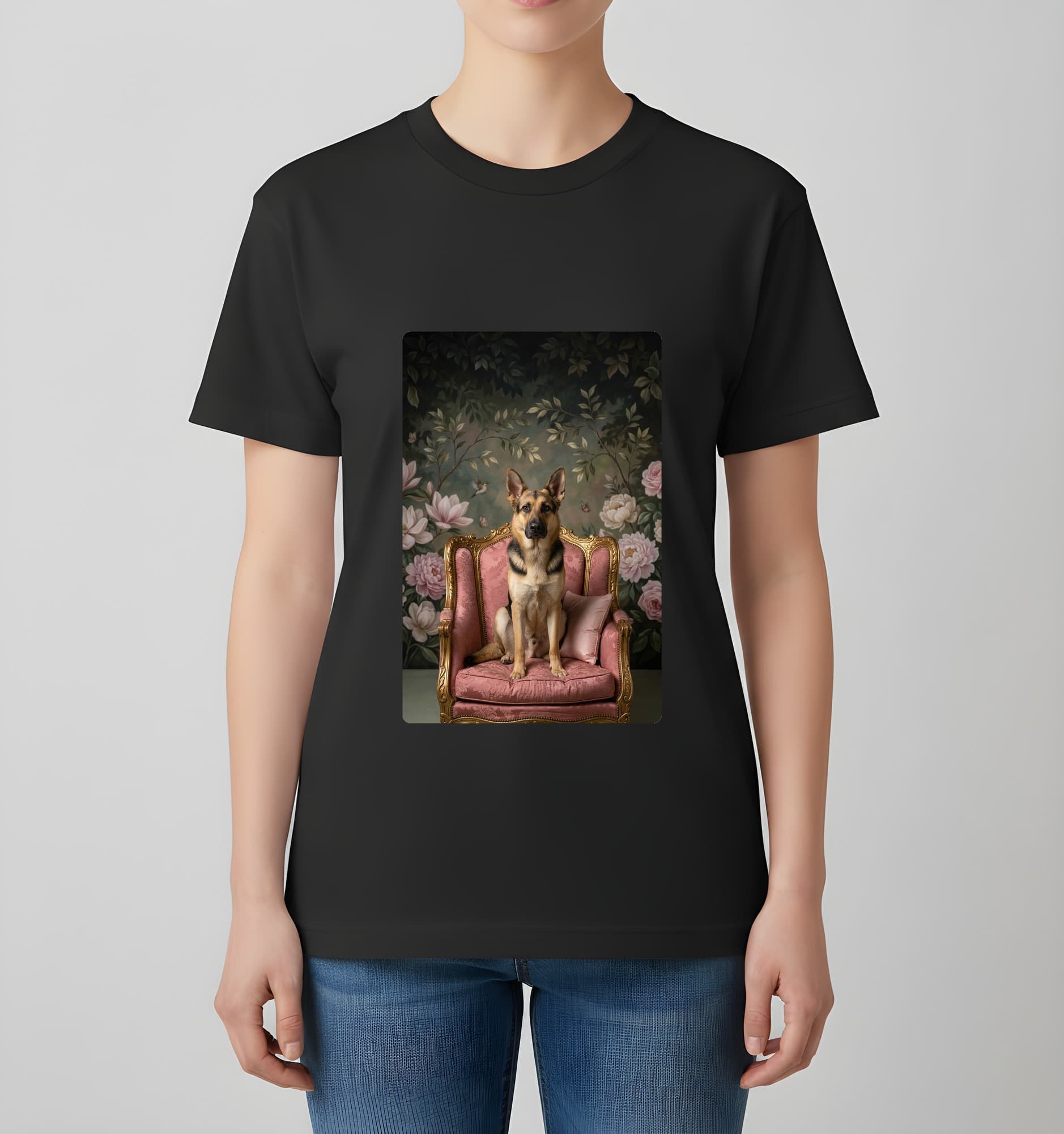 ジャーマンシェパードのシャビーピンクの油絵風アートロココ調Tシャツ(ブラック) 4