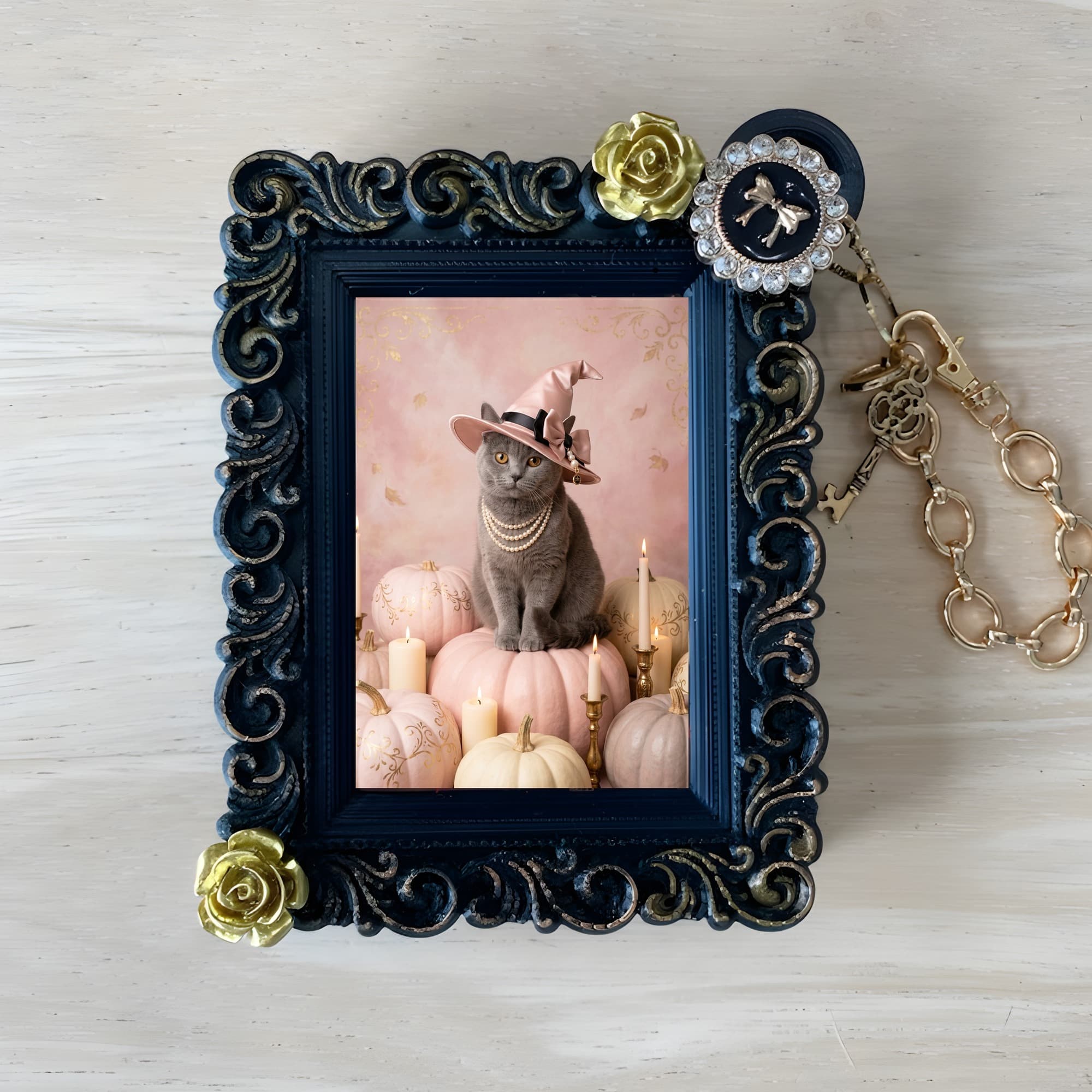 British Shorthair Pumpkin & Candlelight Oil-Painting Halloween Bag Charm (Black)