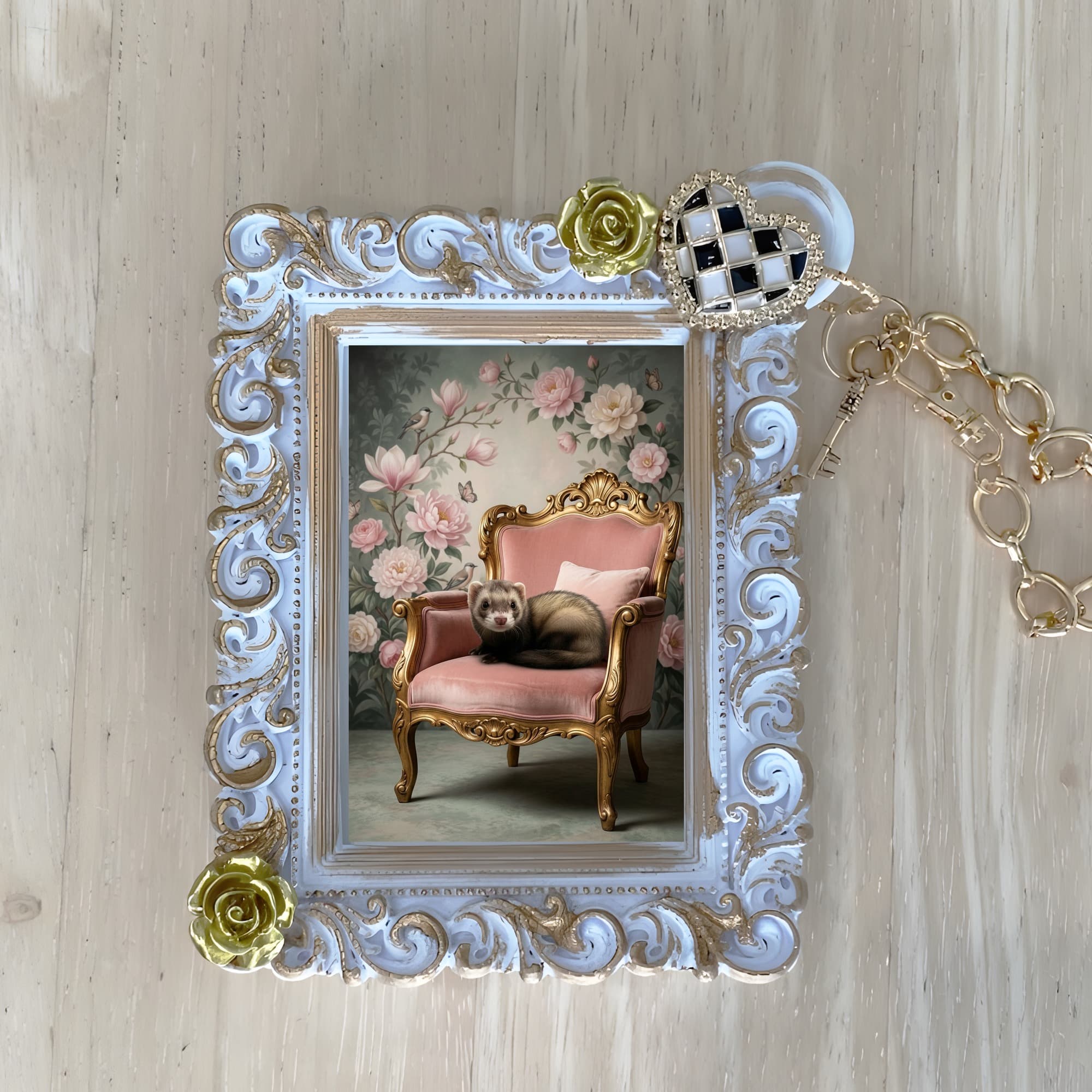 Silver Marten Shabby Pink Oil-Painting Rococo Bag Charm (White)