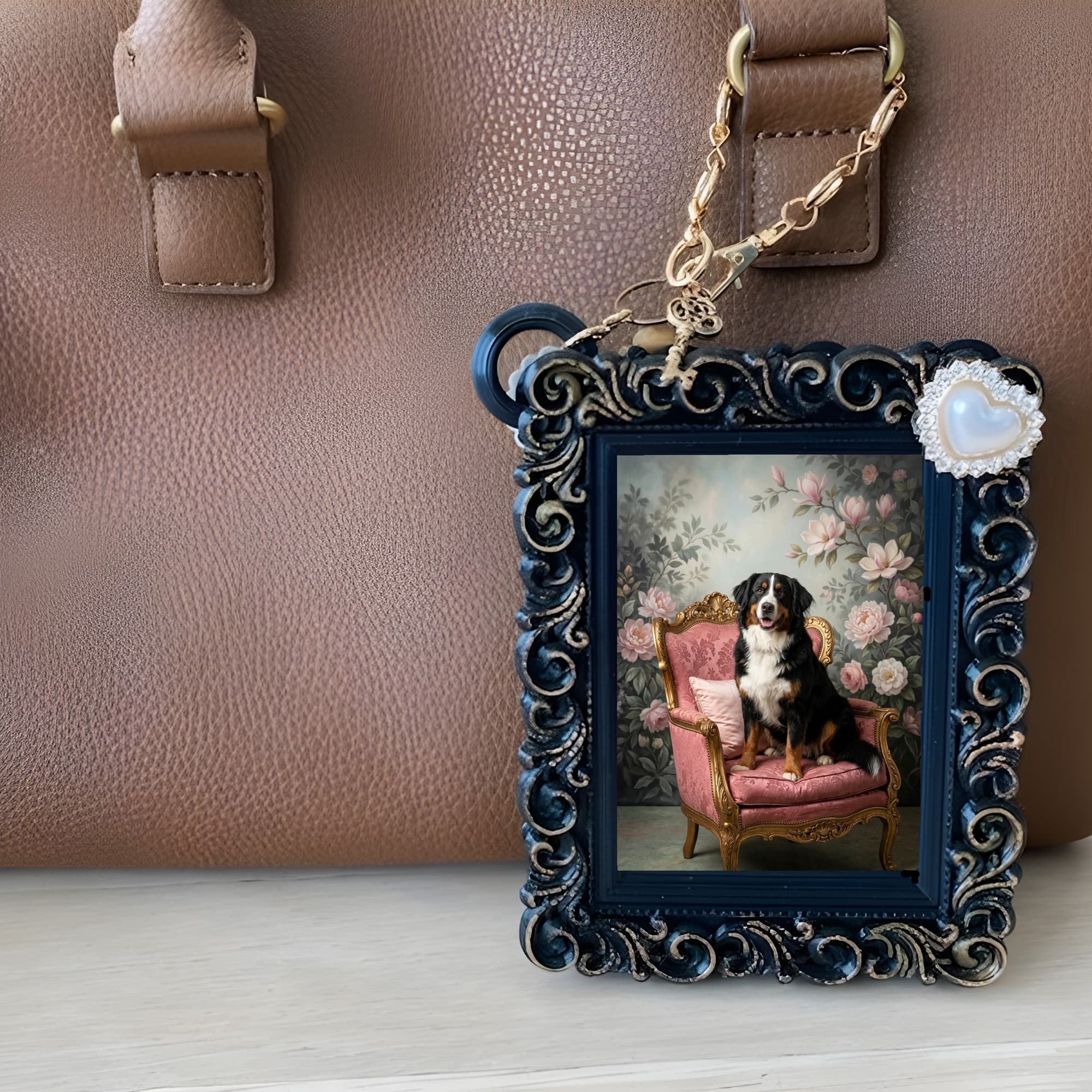 Bernese mountain dog Shabby Pink Oil-Painting Rococo Bag Charm (Black) 6