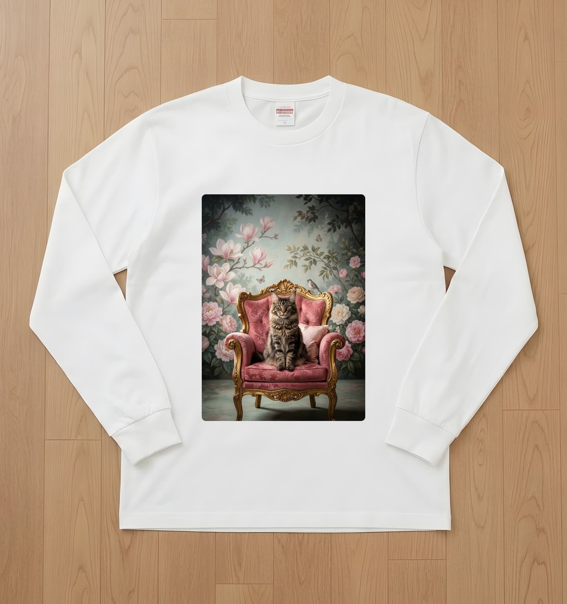 Maine Coon Shabby Pink Oil-Painting Rococo Long Sleeve T-Shirt (White)