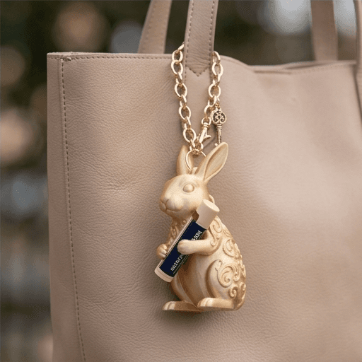 American rabbit Renaissance Portrait Lip Balm Case (Silky Gold) 4