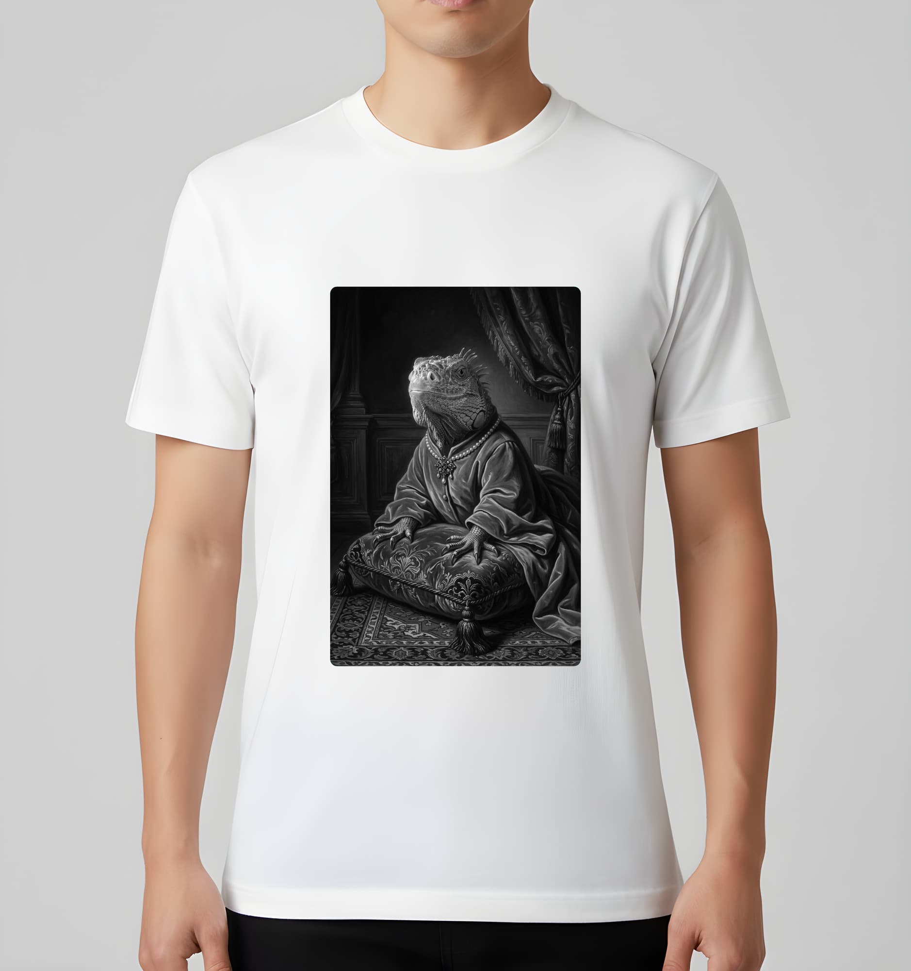 ブルーイグアナのルネサンス肖像画Tシャツ(ホワイト・モノクロプリント・額縁なし) 3