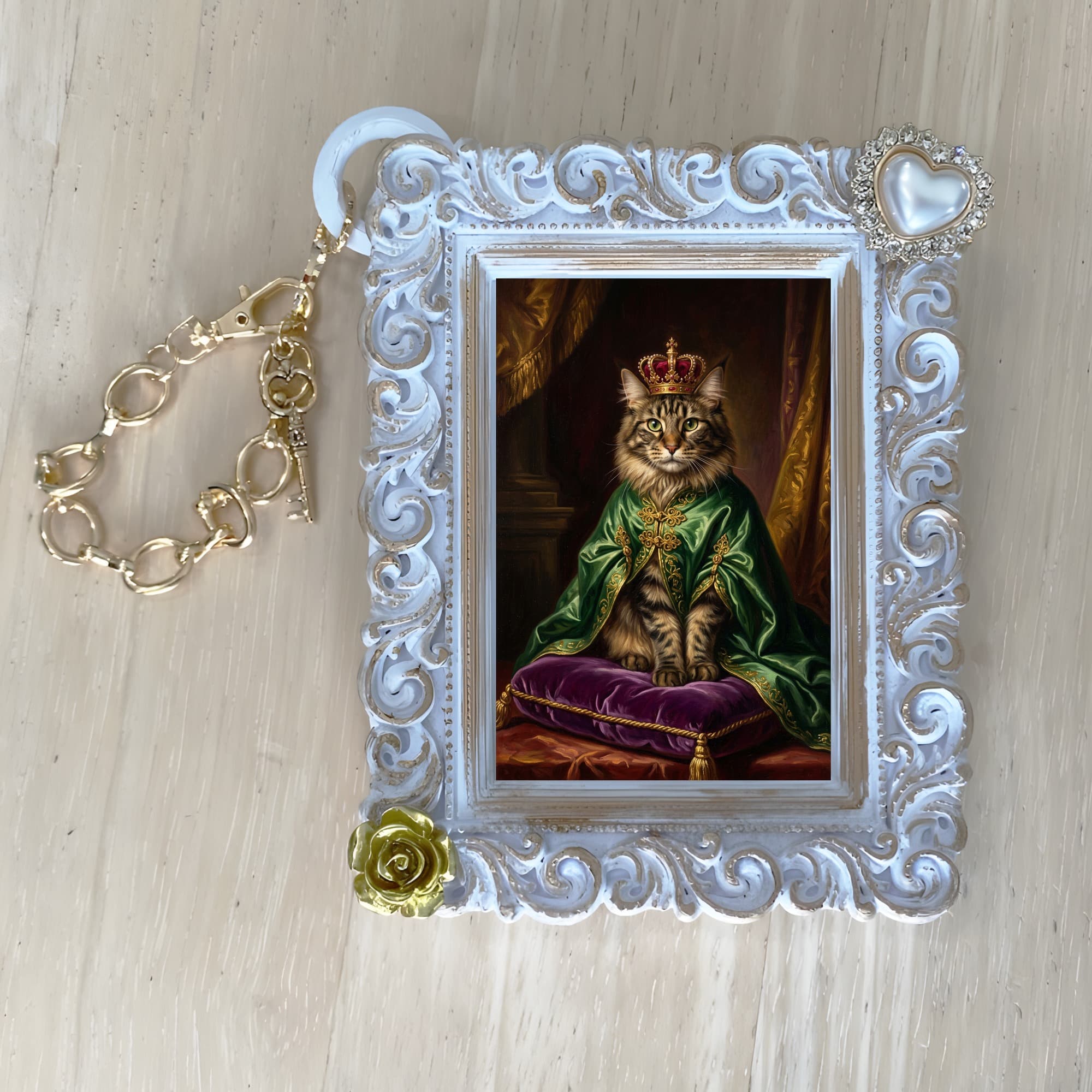 Maine Coon Renaissance Portrait Bag Charm (White) 4
