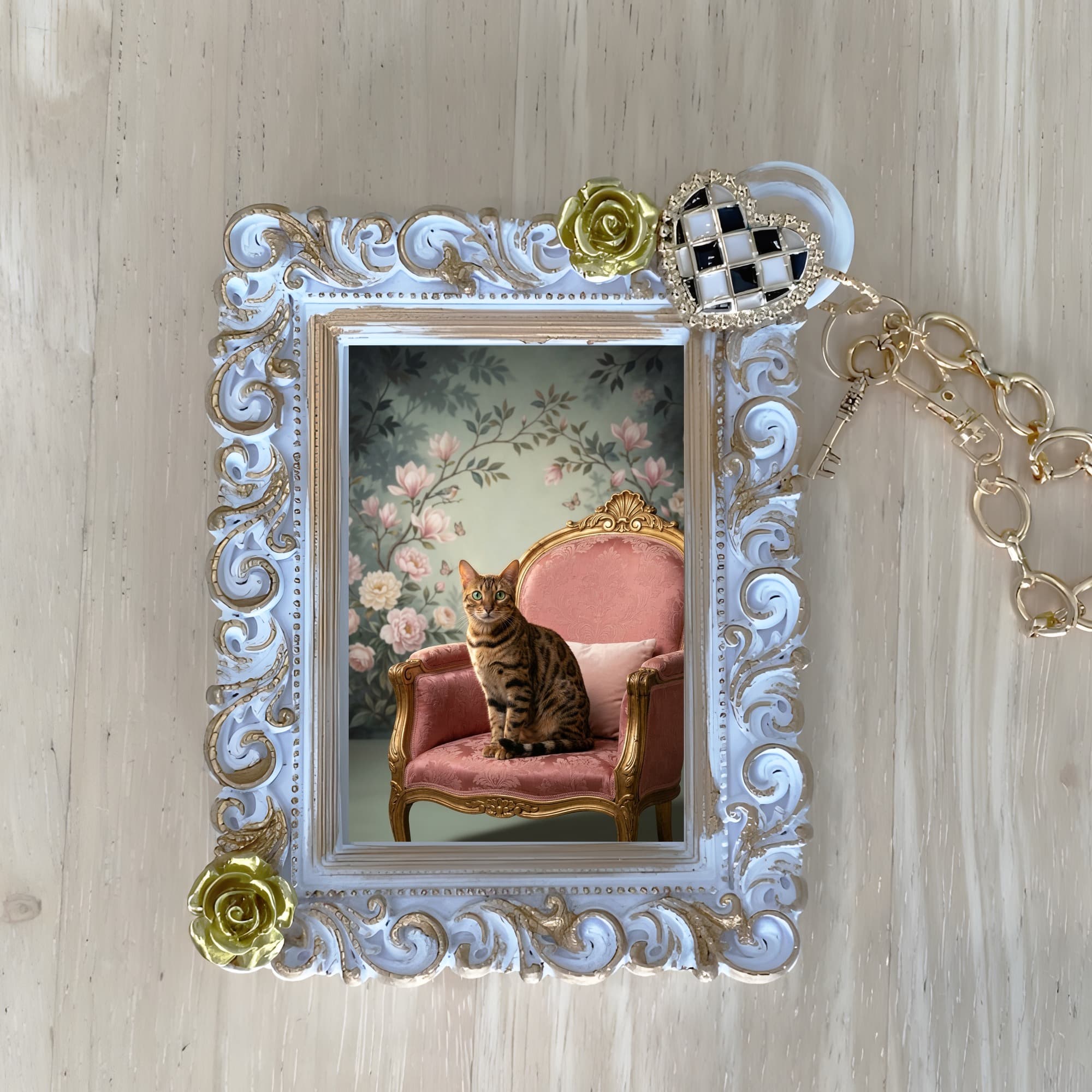 Bengal Shabby Pink Oil-Painting Rococo Bag Charm (White)