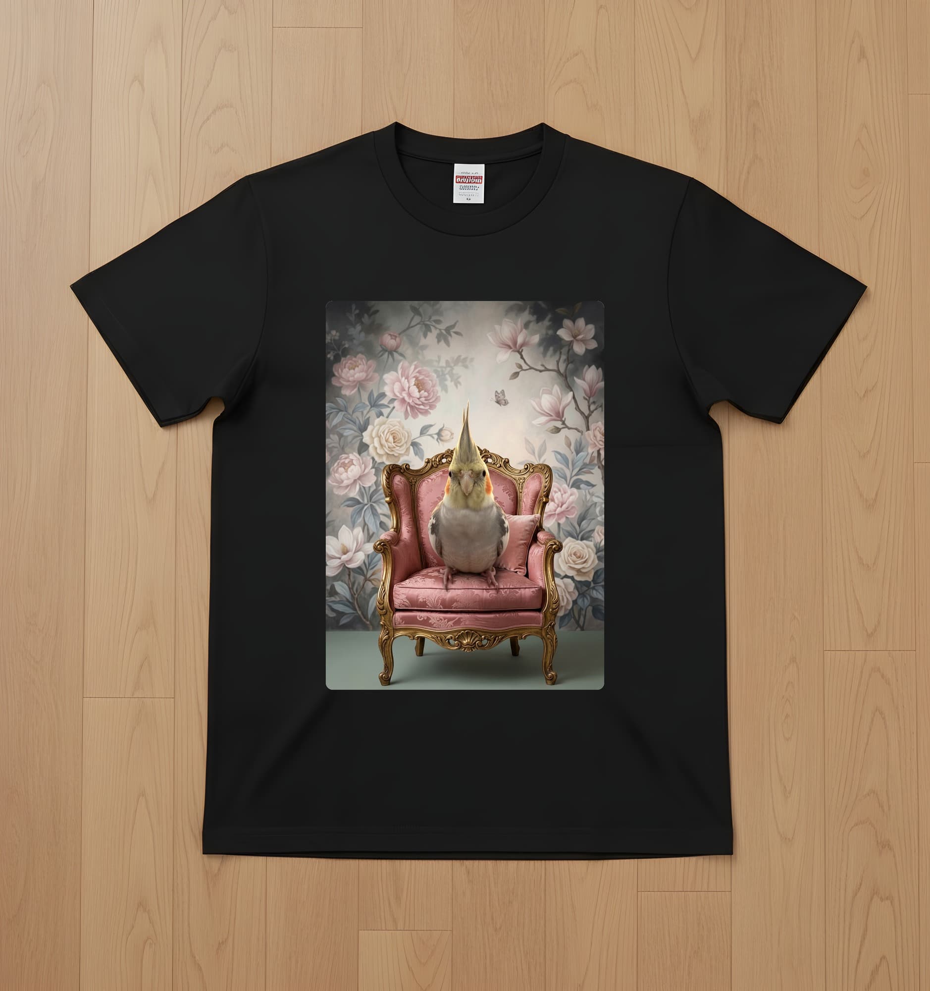 オカメインコのシャビーピンクの油絵風アートロココ調Tシャツ(ブラック)
