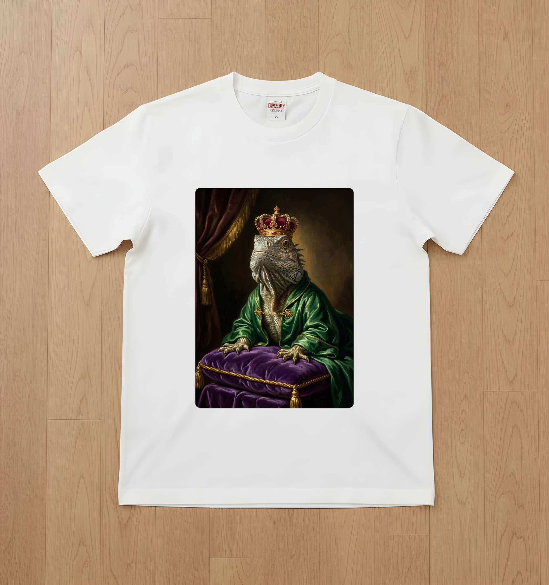 トゲオイグアナのルネサンス肖像画Tシャツ(ホワイト・カラープリント・額縁なし)