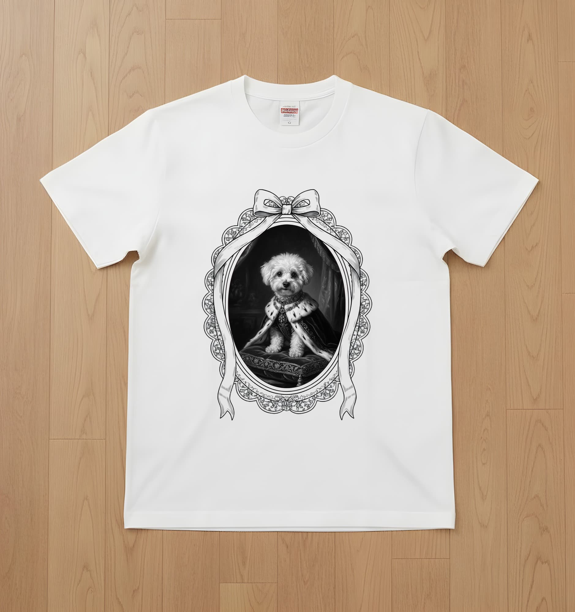ビションフリーゼのルネサンス肖像画Tシャツ(ホワイト・モノクロプリント・額縁デザインあり)