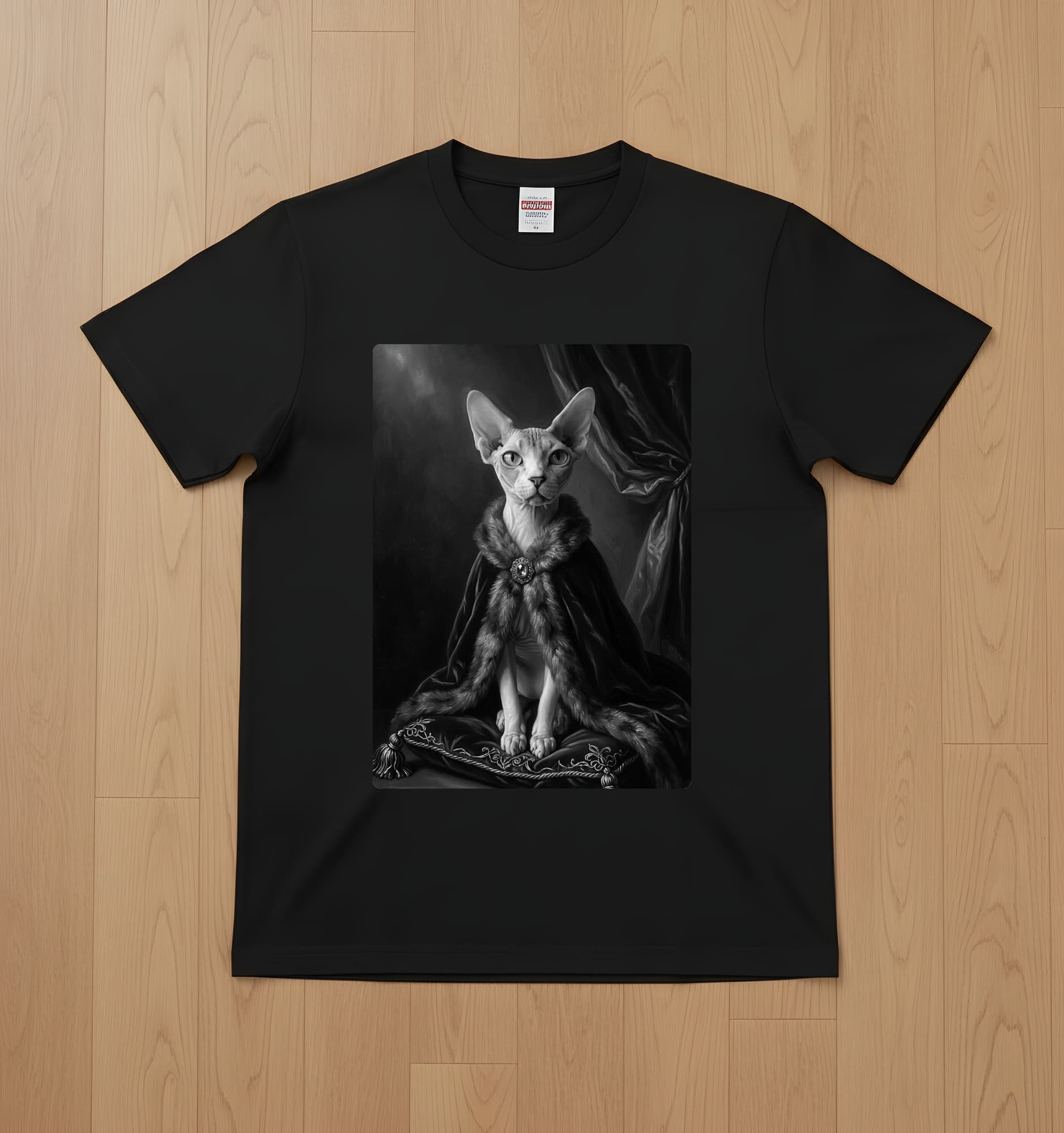 スフィンクスのルネサンス肖像画Tシャツ(ブラック・モノクロプリント・額縁なし)
