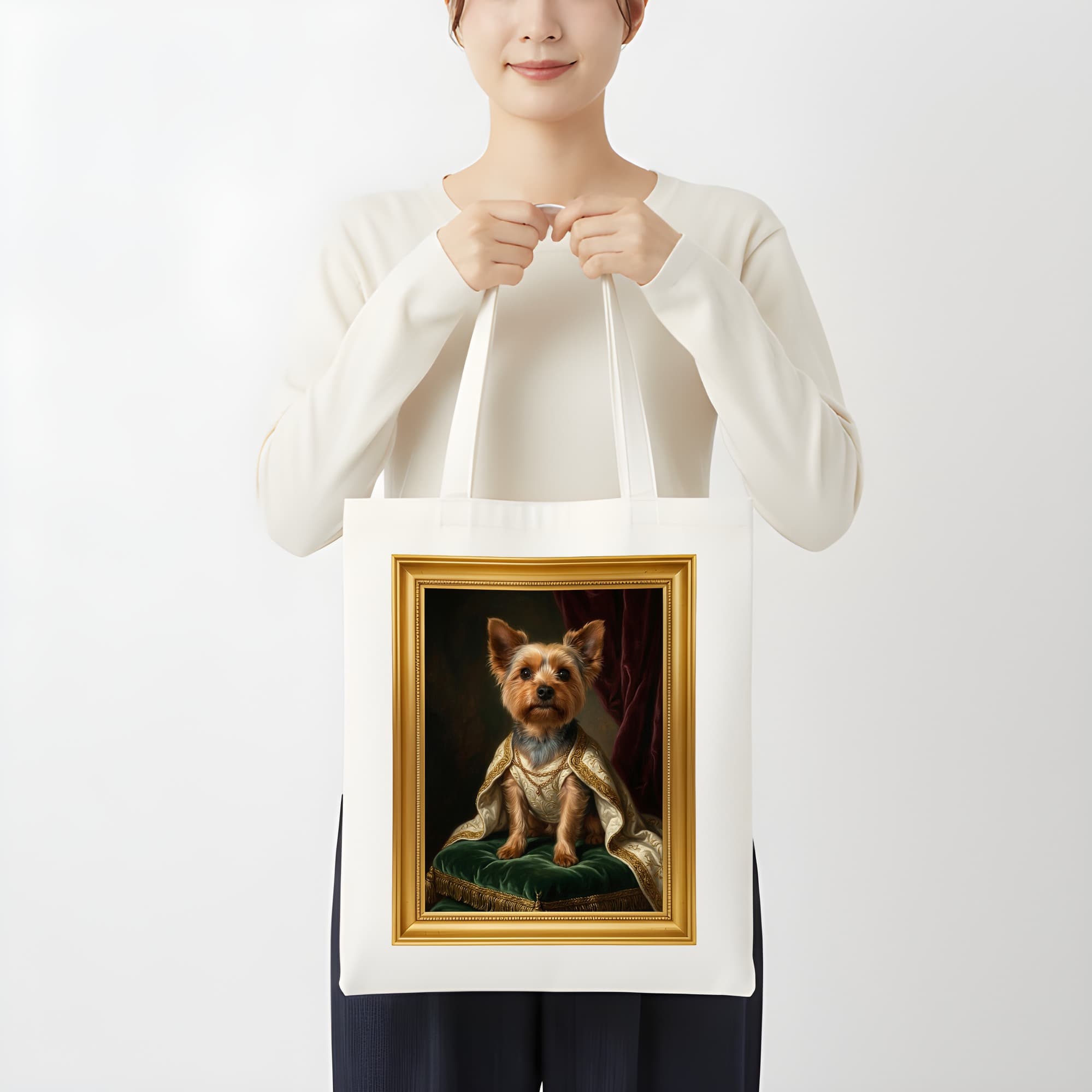 ヨークシャーテリアのルネサンス肖像画トートバッグ(カラープリント・額縁デザインあり) 3