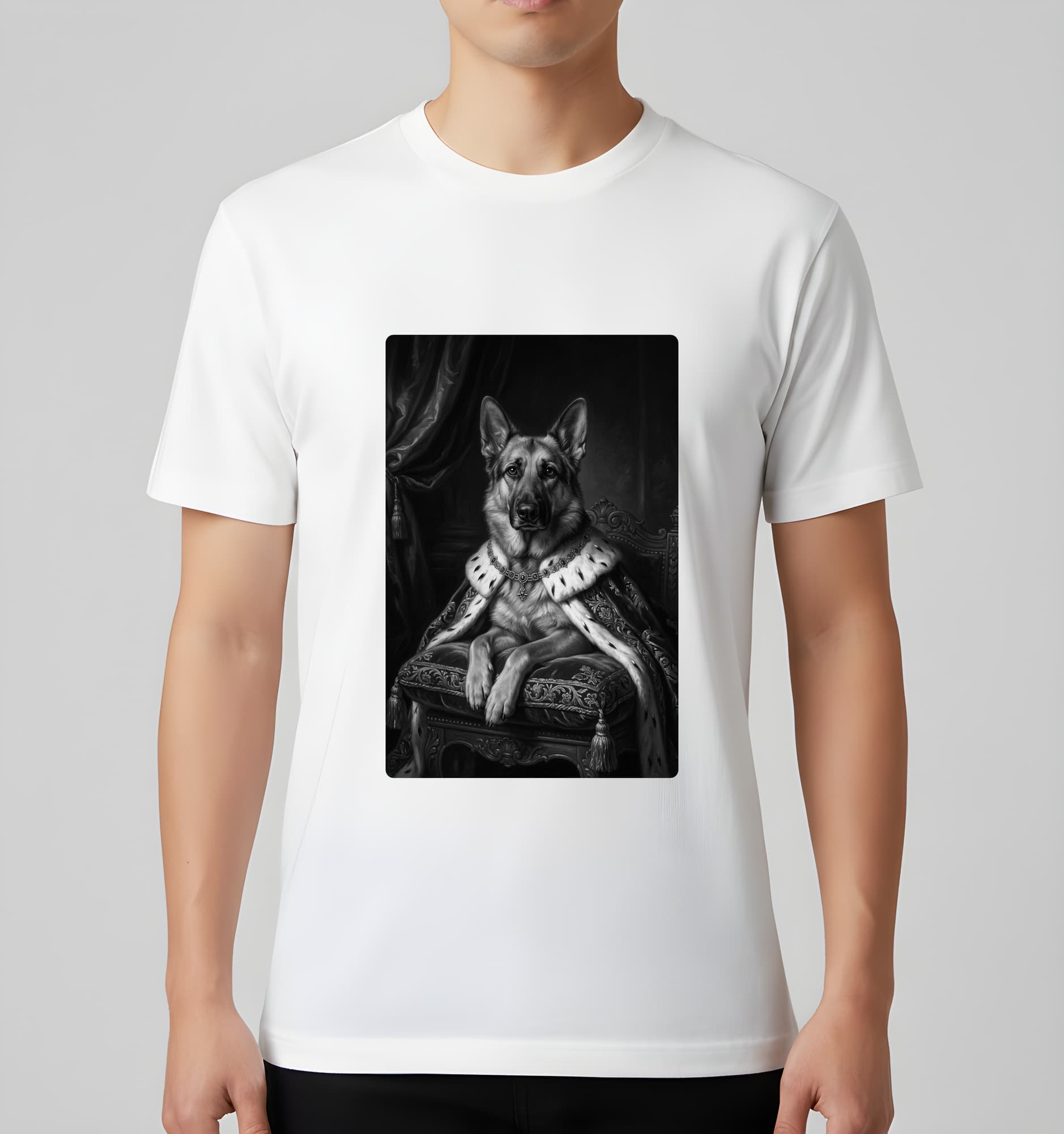 ジャーマンシェパードのルネサンス肖像画Tシャツ(ホワイト・モノクロプリント・額縁デザインあり) 3