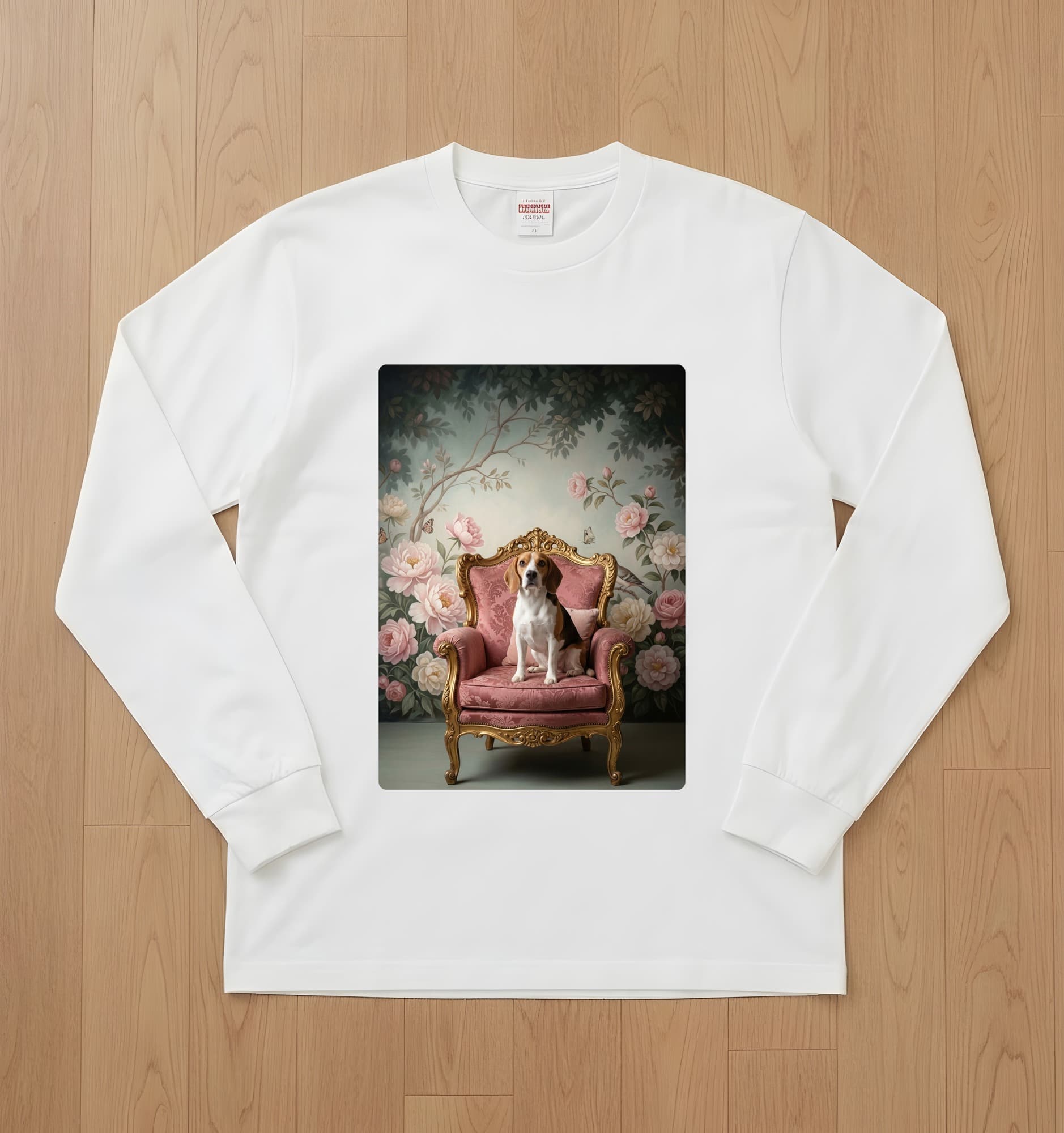 ビーグルのシャビーピンクの油絵風アートロココ調長袖Tシャツ(ホワイト)