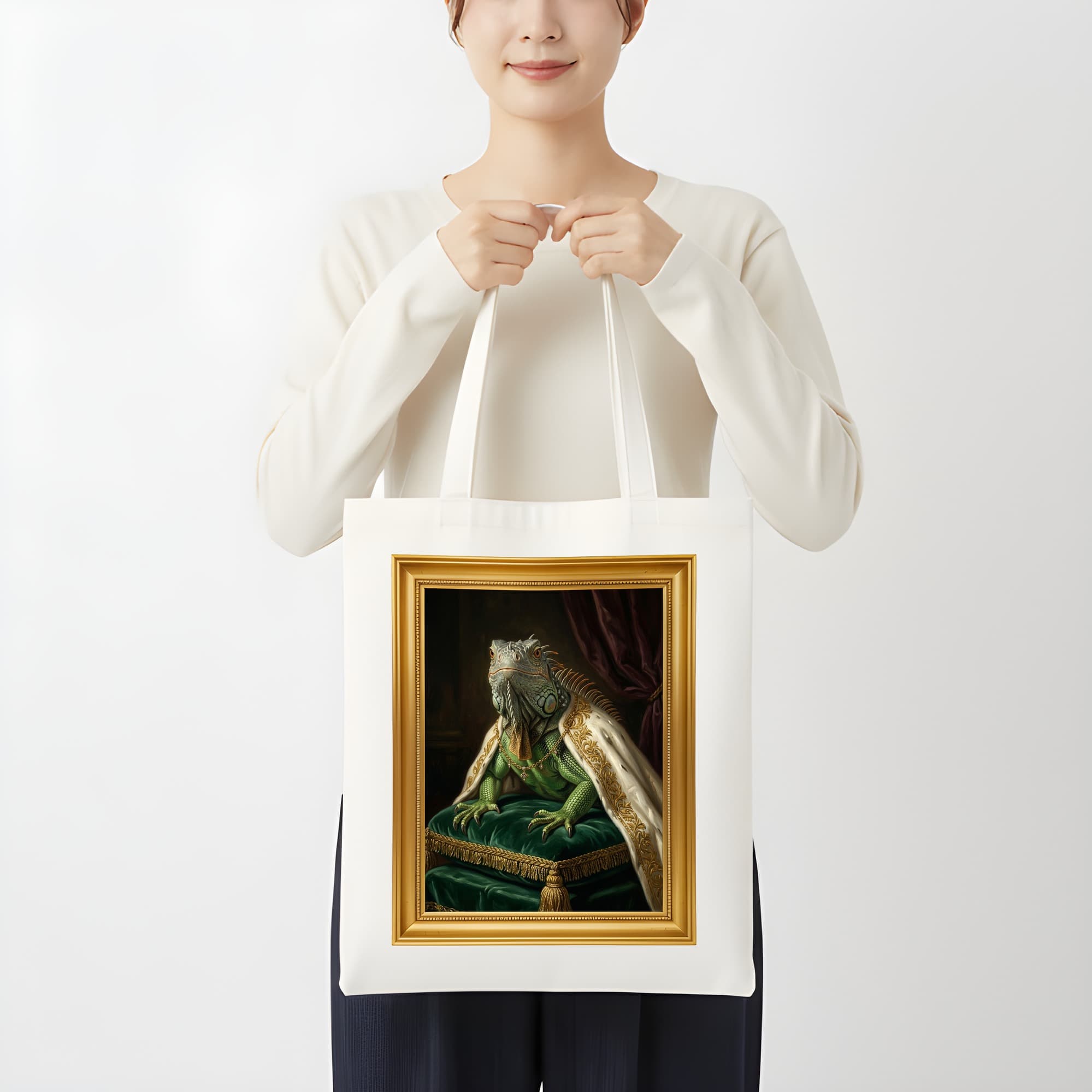 グリーンイグアナのルネサンス肖像画トートバッグ(カラープリント・額縁デザインあり) 3