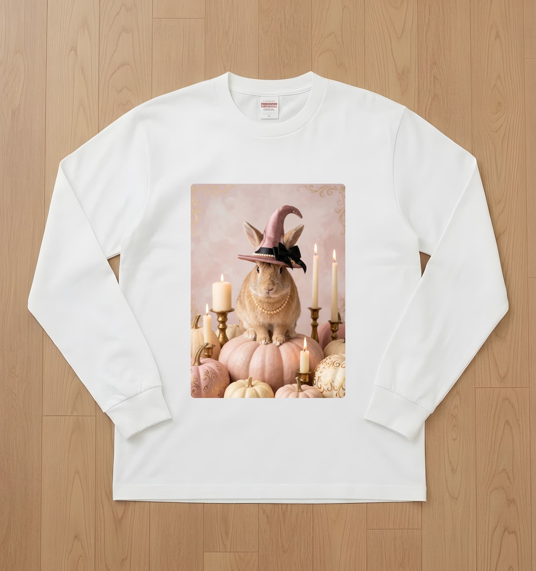 フレミッシュジャイアントのかぼちゃとキャンドルの油絵風アートハロウィン長袖Tシャツ(ホワイト)