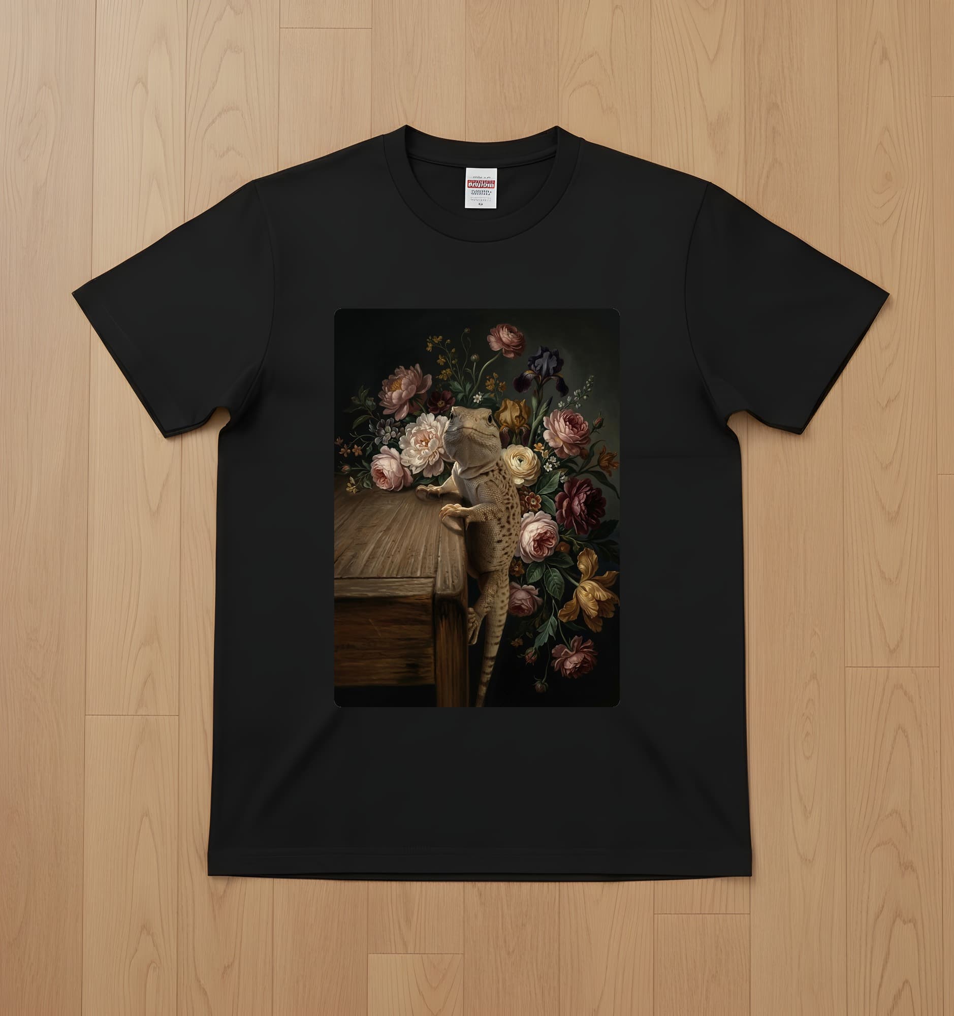 サバクイグアナの花の油絵風アート花柄Tシャツ(ブラック)