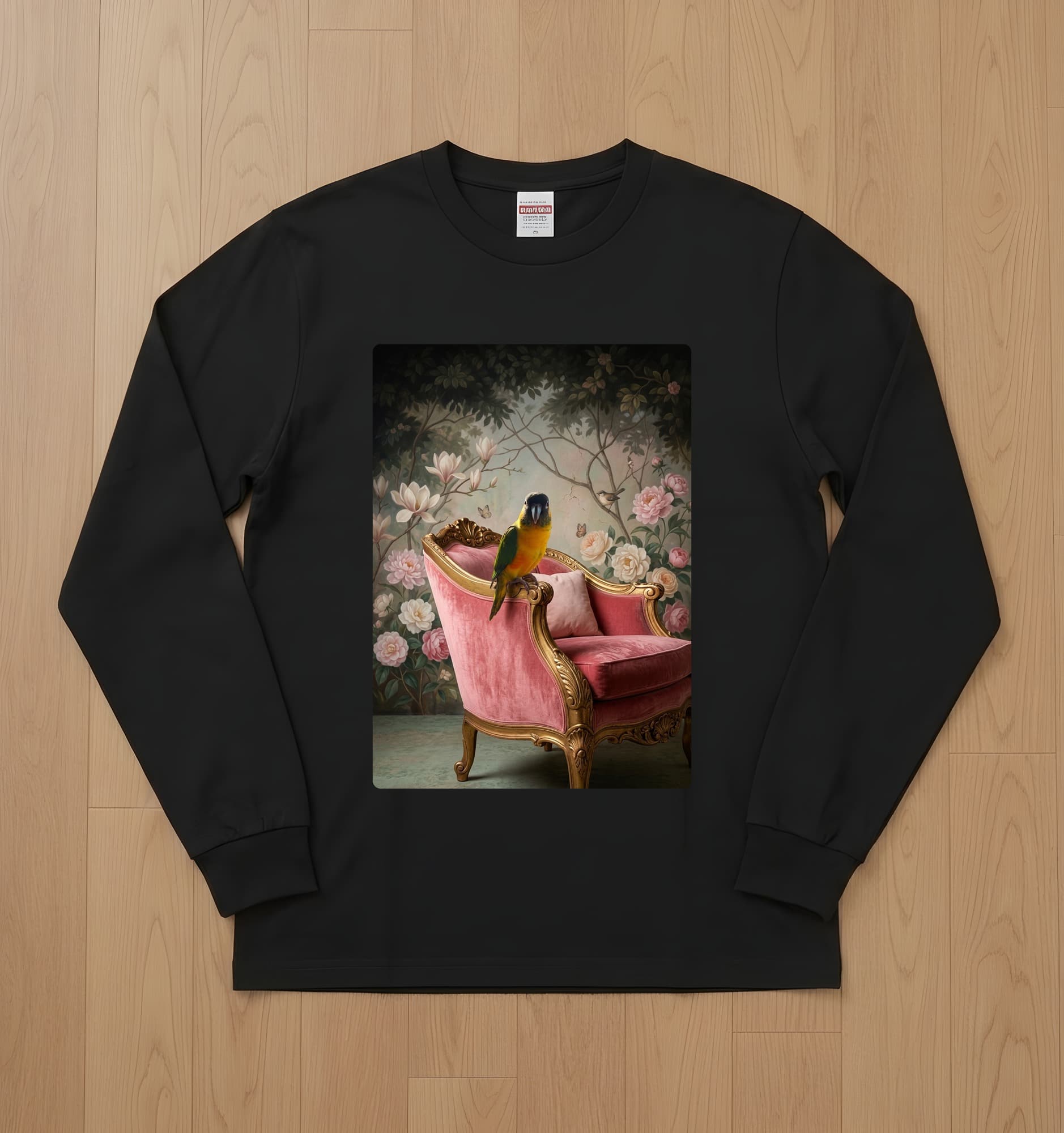 ズグロシロハラインコのシャビーピンクの油絵風アートロココ調長袖Tシャツ(ブラック)