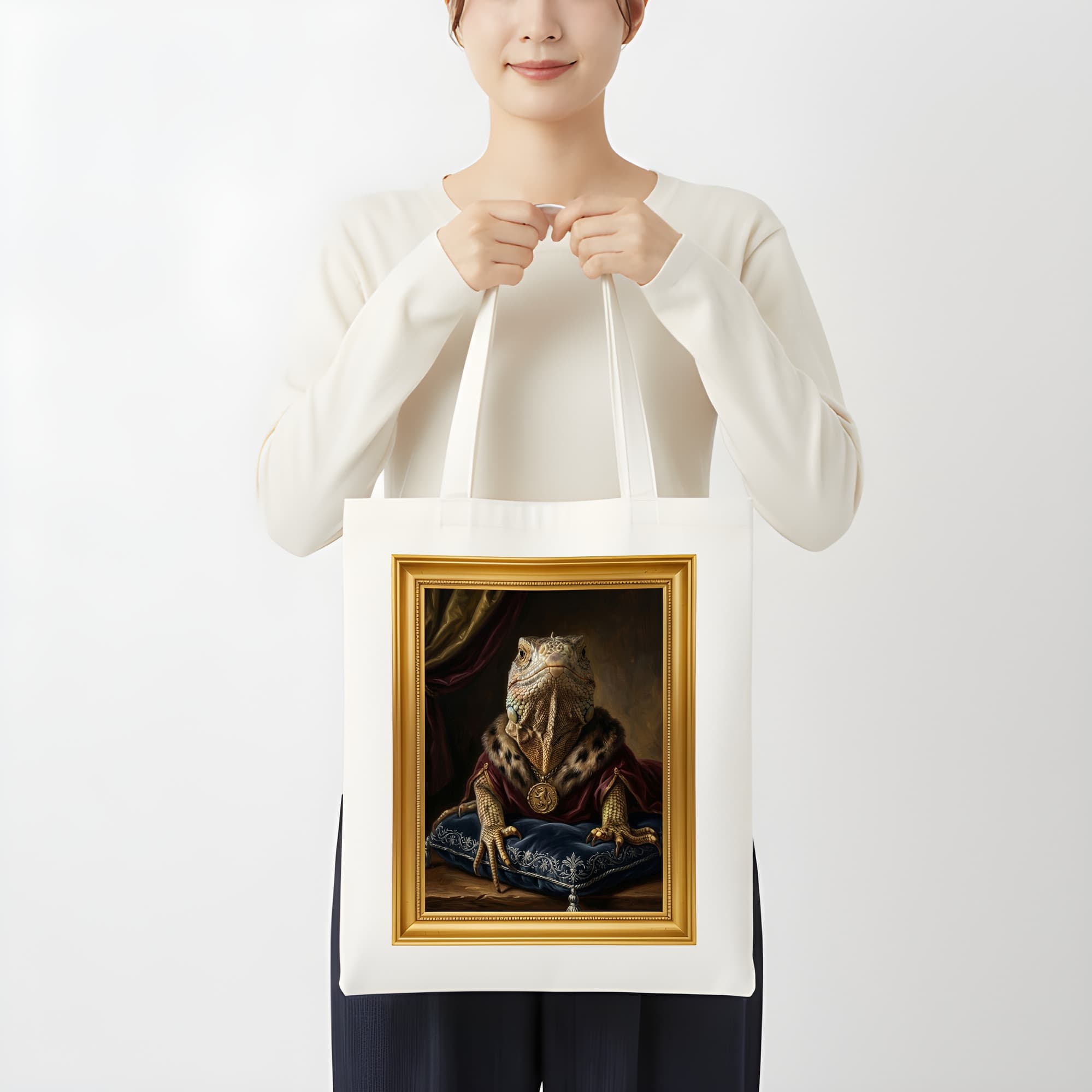 トゲオイグアナのルネサンス肖像画トートバッグ(カラープリント・額縁デザインあり) 3