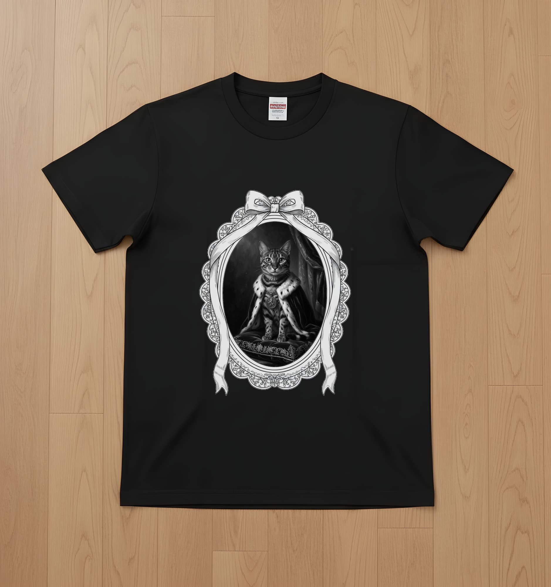 ベンガルのルネサンス肖像画Tシャツ(ブラック・モノクロプリント・額縁デザインあり)