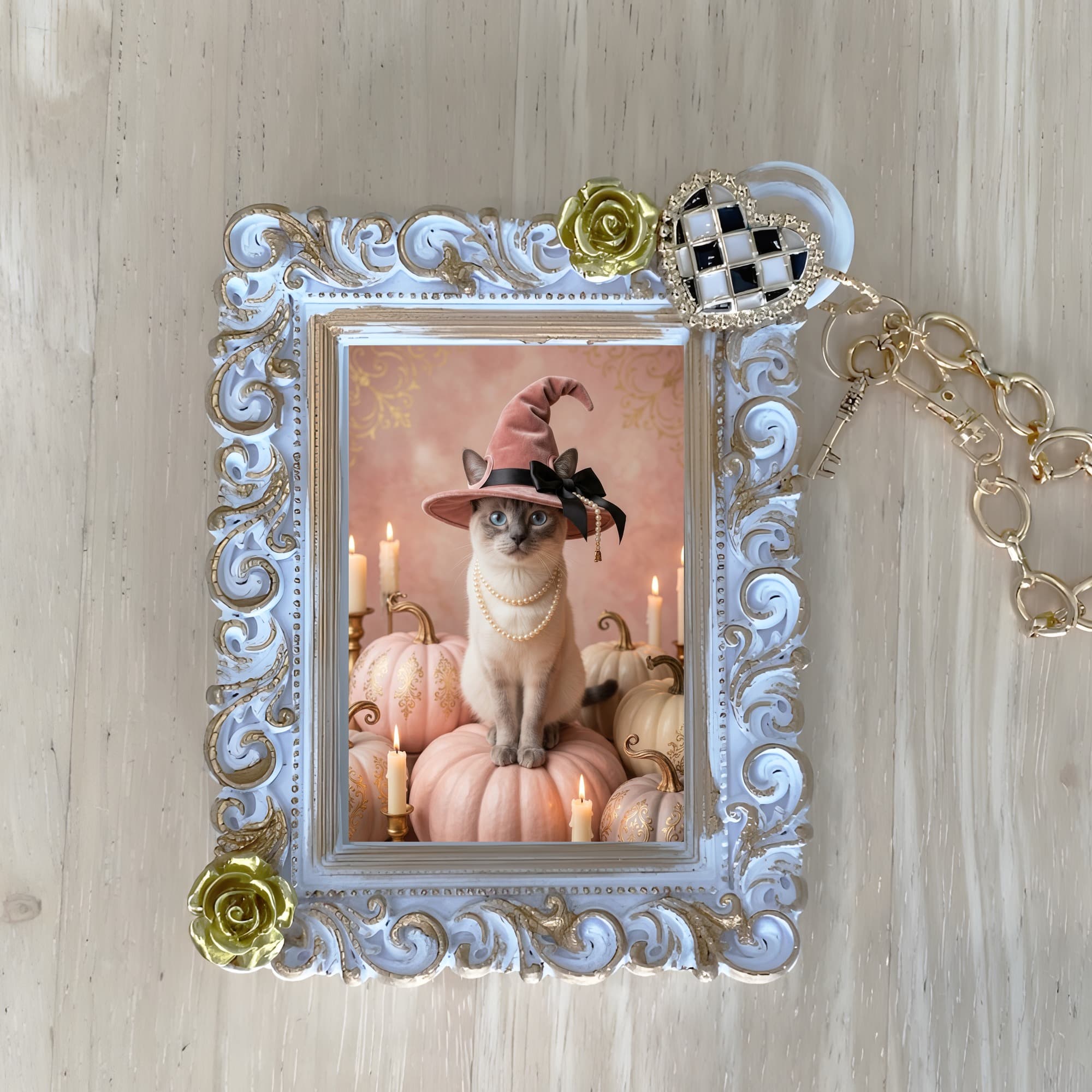 Siamese Pumpkin & Candlelight Oil-Painting Halloween Bag Charm (White)